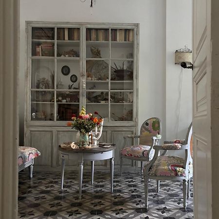 Le Logis Blanc Bed&Breakfast Coursan Eksteriør bilde